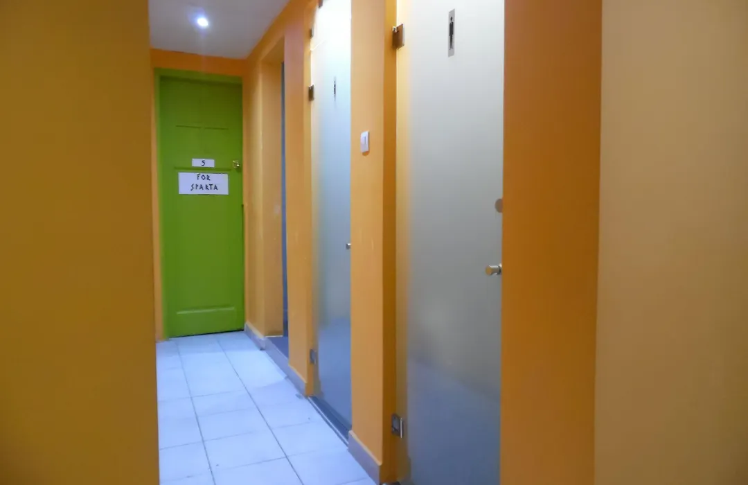 Zeus Hostel-1